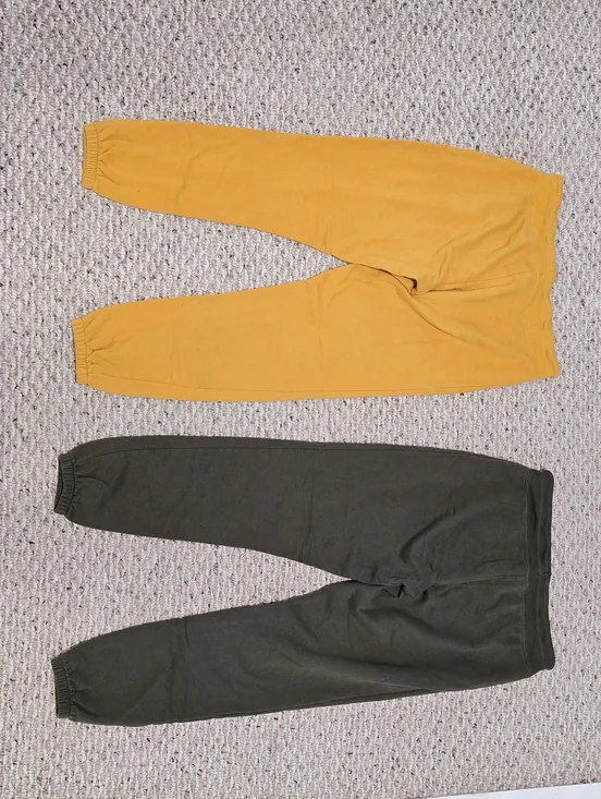 2 pack Gap Sweatpants Bundle - Picture 5 of 5